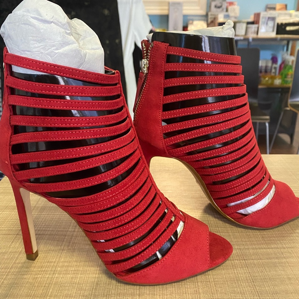 Zara Strappy Heels. Brand Never been worn, no box available